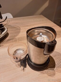 Pákový kávovar Delonghi - 4