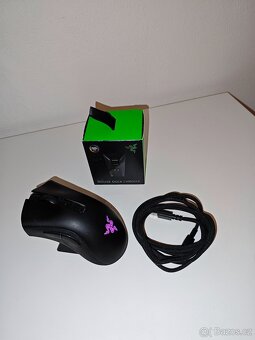 Razer Deathadder V2 Pro + Mouse Dock Chroma - 4