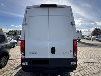 Iveco Daily Maxi, rok 2015, 3.0 - 125 kW, tažné 3500 kg - 4