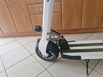 Elektrokoloběžka - 4