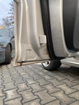 Bmw e46 - dveře titan silver touring - 4