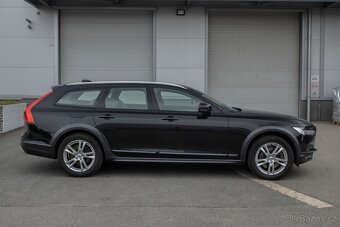 Volvo V90 2.0 D4 AWD Cross Country - 4