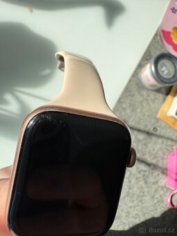 Apple Watch SE 44mm - 4