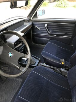 BMW 520 e12 - 4