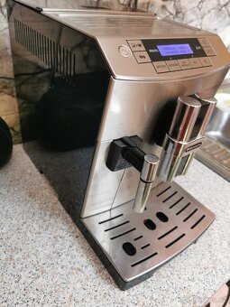 Kávovar DeLonghi - 4