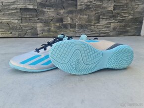 Sálovky Adidas Messi dětské perfektním stavu - 4