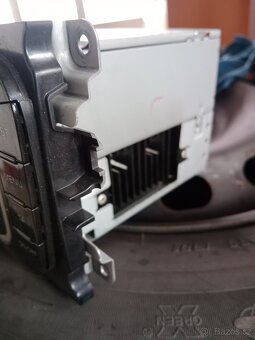 Rádio sony z ford focus II - 4
