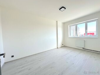 Pronájem bytu 2+kk/T 46 m² Arménská, Kladno - Kročehlavy - 4