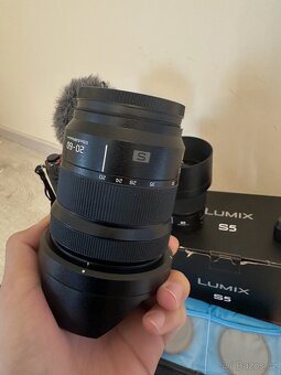 Panasonic Lumix S5 + 2 objektivy + Rode mic a další. - 4