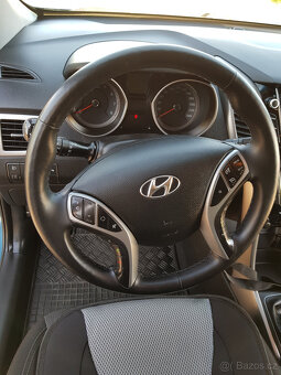 prodám Hyundai I 30 combi 1.6 benzín - 4