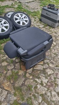 Sedačka VW Multivan apd. - 4