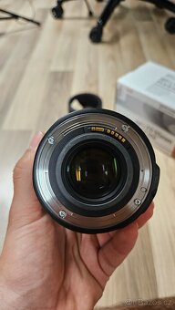 Objektiv Canon EF-S 17-55mm f/2.8 IS USM - 4