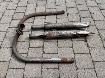 Jawa 250 perak, kyvacka - výfuky - 4