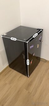 Malá lednice Klarstein 76l – jako nová. - 4