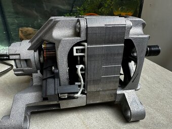 elektromotory z pracky - 4
