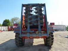 Rozmetadlo hnoje - chlévské mrvy - jednoosé - nosnost 10 tun - 4