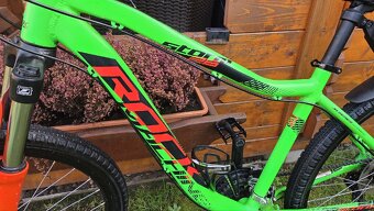 Dětské kolo 26" Rock Machine Storm postava 150-168cm. - 4