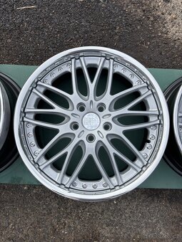 Třídílné Leon Hardiritt 5x120 19" - 4