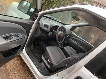 FIAT DOBLO 1.3JTD MULTIJET 2010 - 4
