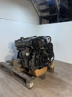 // Motor Mercedes E270 CDI, w211, 130kw, OM647 // - 4