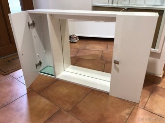 Prodám koupelnovou skrin - 4