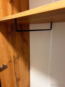 MODERNÍ PŘEDSÍŇOVÁ STĚNA – TOP STAV, JAKO NOVÁ - 4