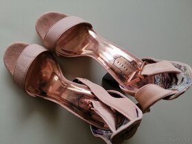 Ted Baker sandály velikost 40 - 4