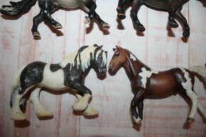 Figurky koní Schleich V - 4