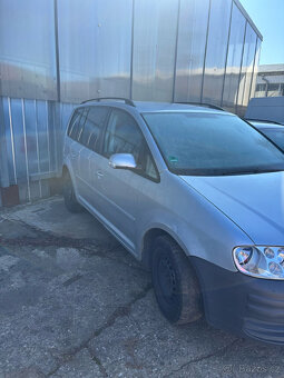 VW Touran - na díly - 4