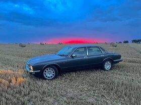 Jaguar xj6 - 4