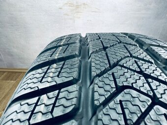 TOP kola zimní BMW X1 F48 18” M-Paket - 4