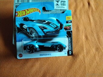 Hot Wheels 2 - 4