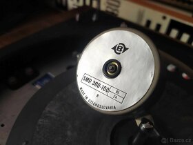 Motor SMR 300-100 24V a Motor M 302 z gramofonu Tesla NC 440 - 4
