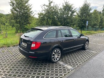 Škoda Superb Combi 2.0 TDI 125 kW 2011 - 4