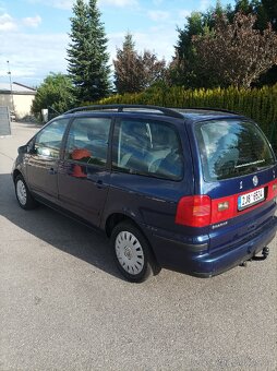 Volkswagen Sharan 1,9 TDI 85Kw 2003 - 4
