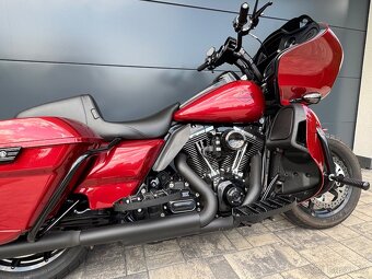 HARLEY DAVIDSON ROAD GLIDE ULTRA - 4