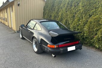 Porsche 911 Carrera 3.2 G50 Coupe, rok 1987 - 4