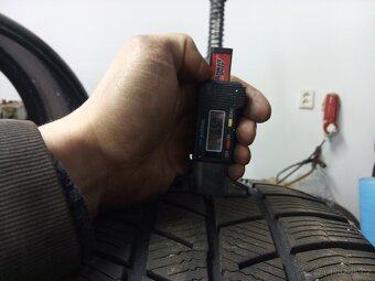245/45 R19 XL Zimní Barum 2ks - 4