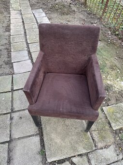 Konferenční stůl z masivu 6 pohodlných čalouněných křesílek - 4