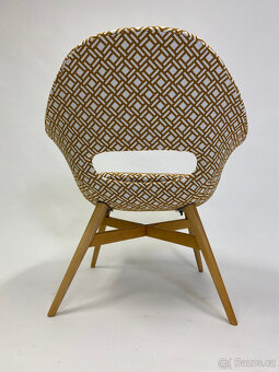 Vyhledávaná skořepinová křesla Navrátil, 2 kusy - 4