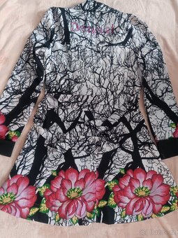 Desigual luxusní kabátek vel.40/42 - 4