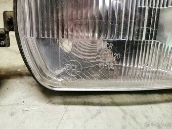 Světlomet škoda 105 - 4