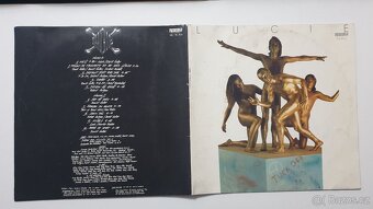 Lucie LP - 4
