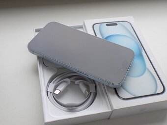  APPLE iPhone 15 256GB Modrý - ZÁRUKA - TOP STAV - 4