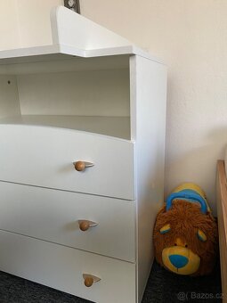 Přebalovací komoda bílá - 4