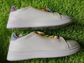 Nové tenisky - 4