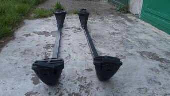 Prodám příčníky na střechu pro vůz Hyundai - 4