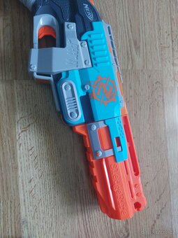 Pistole Nerf Zombie Strike - 4