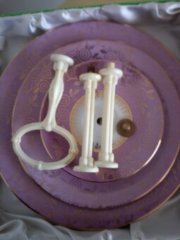 Porcelánový etažér na cukroví - 4