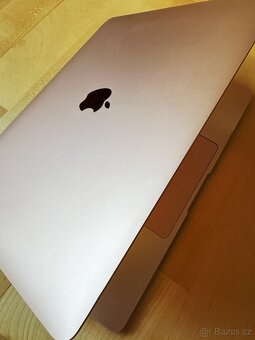 Apple Macbook Air 13", M1 8-core 16GB/256GB Gold - 4